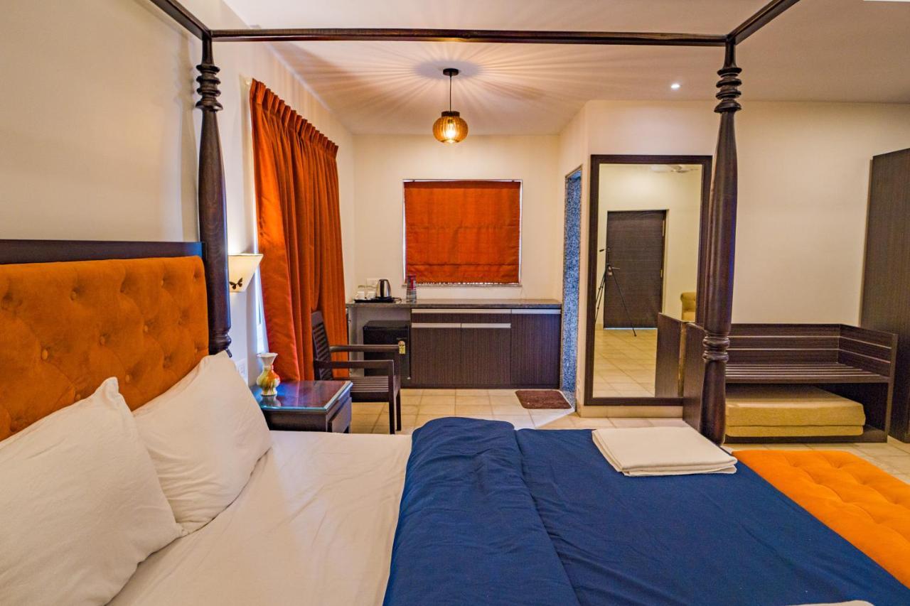 Marine Studios Le Pension Candolim Exterior foto